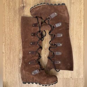 Sorel Joan of Arctic Brown Lace-Up Women's Boots